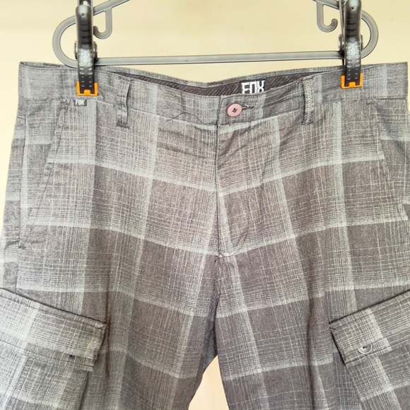 Fox Cargo Shorts - Picture 2 of 10
